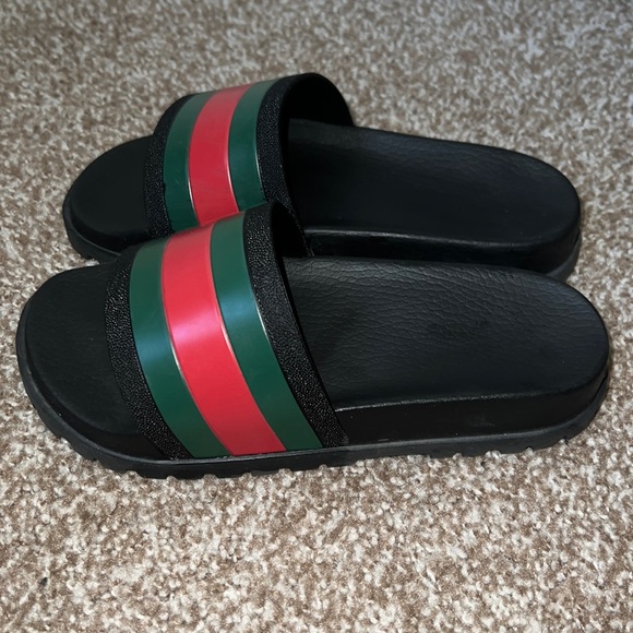 GUCCI SLIDES - Picture 2 of 4